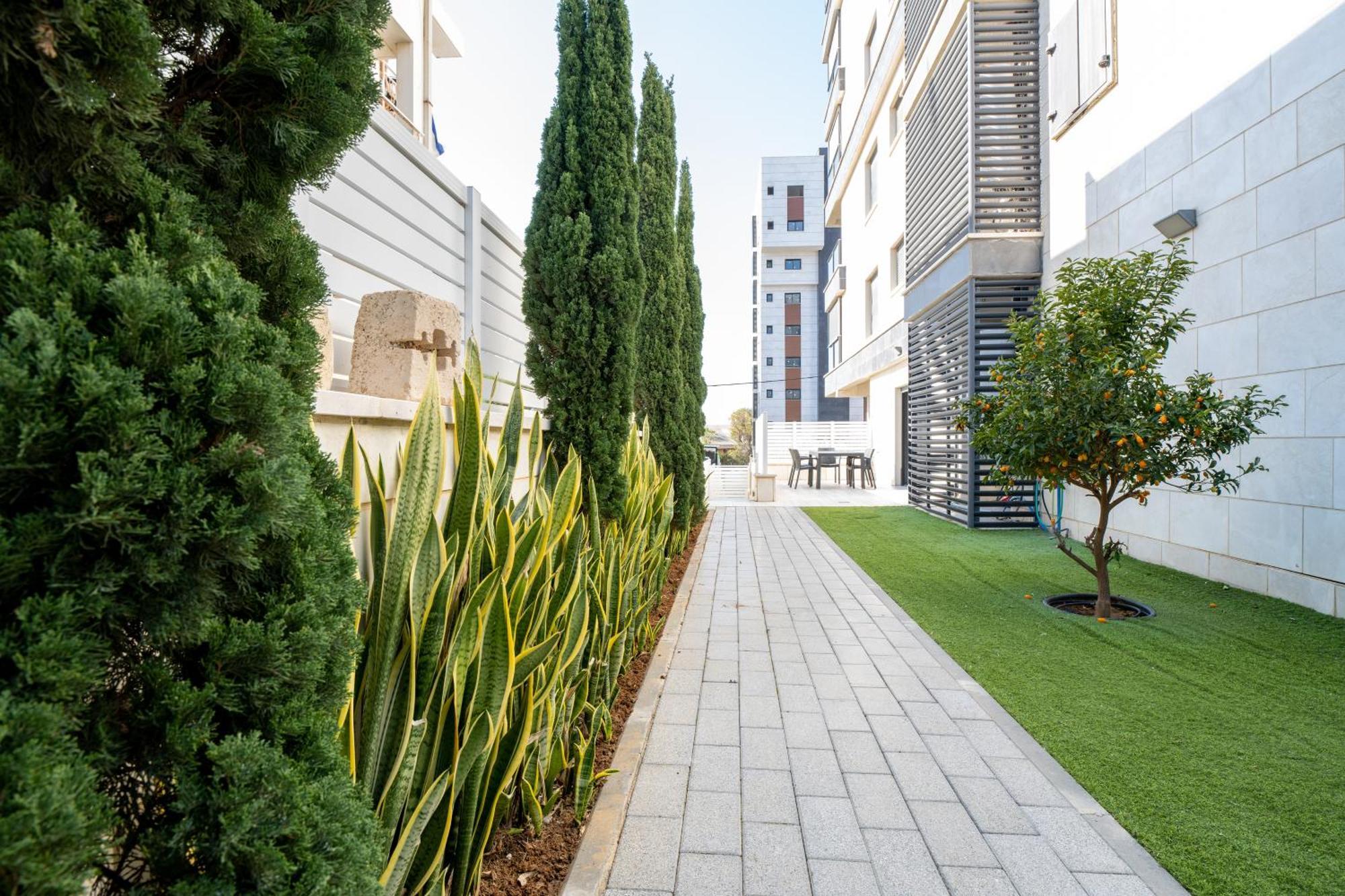 Balfour Sea View City Center Nahariya Eksteriør bilde