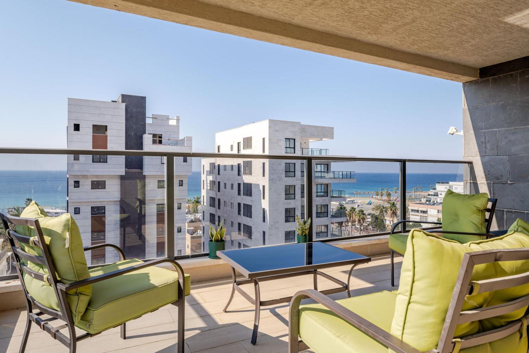 Balfour Sea View City Center Nahariya Eksteriør bilde