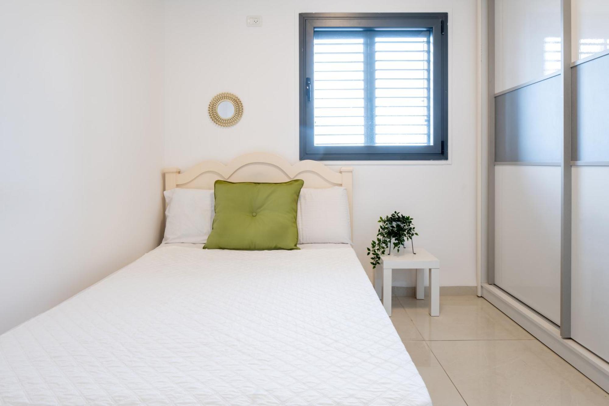 Balfour Sea View City Center Nahariya Eksteriør bilde