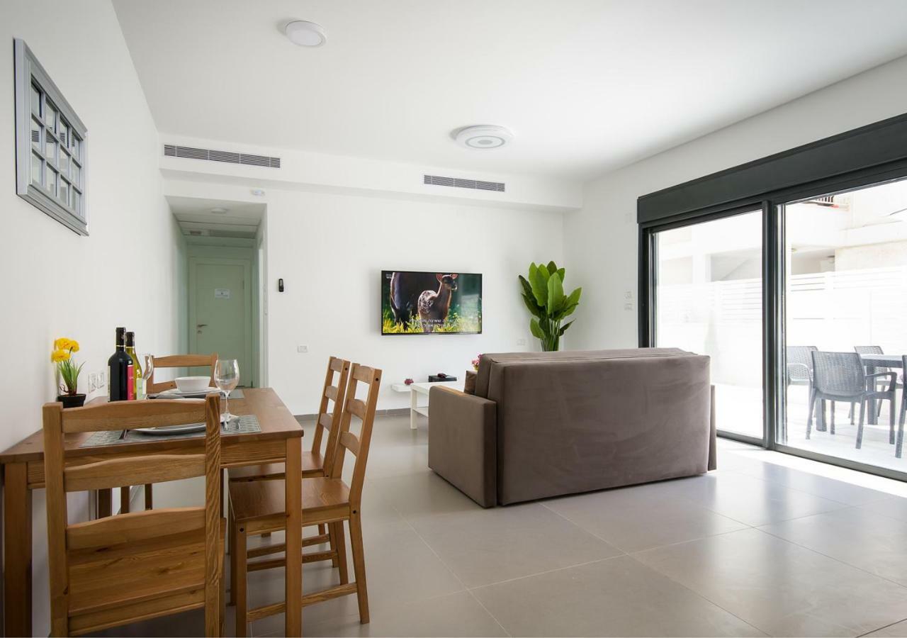 Balfour Sea View City Center Nahariya Eksteriør bilde