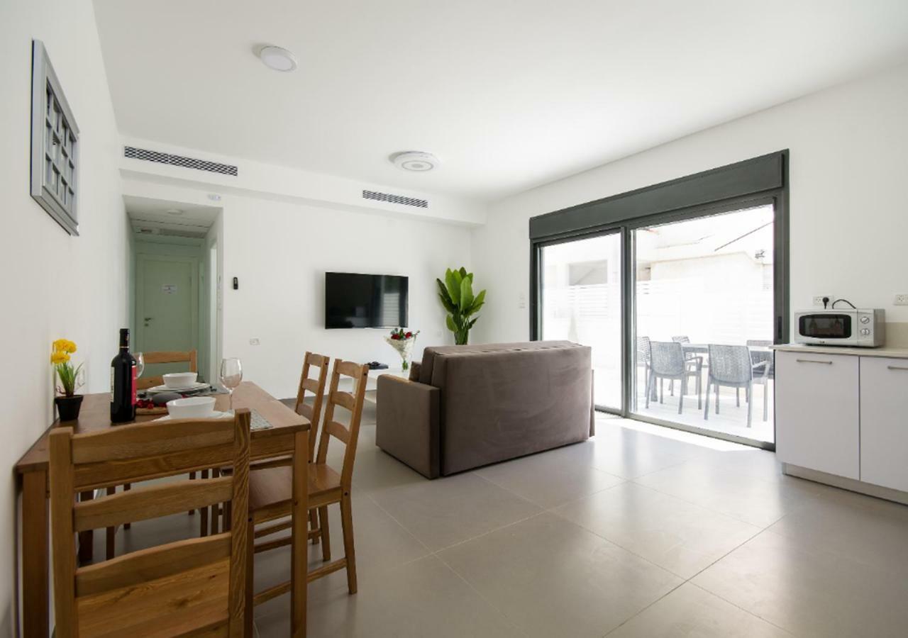 Balfour Sea View City Center Nahariya Eksteriør bilde