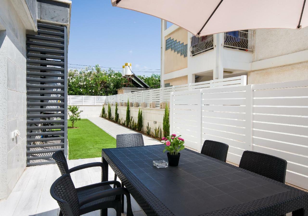 Balfour Sea View City Center Nahariya Eksteriør bilde