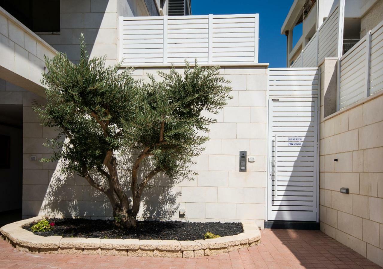 Balfour Sea View City Center Nahariya Eksteriør bilde